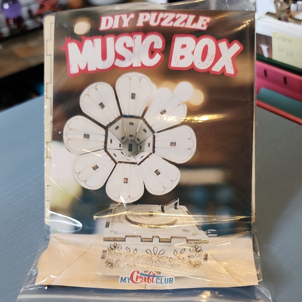 DIY Puzzle Music Box